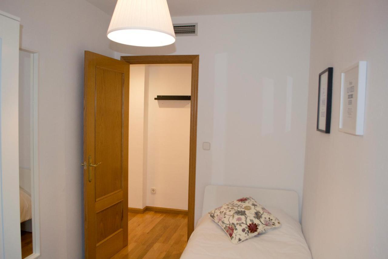 Apartamenticos Torrenueva I ซาราโกซา ภายนอก รูปภาพ