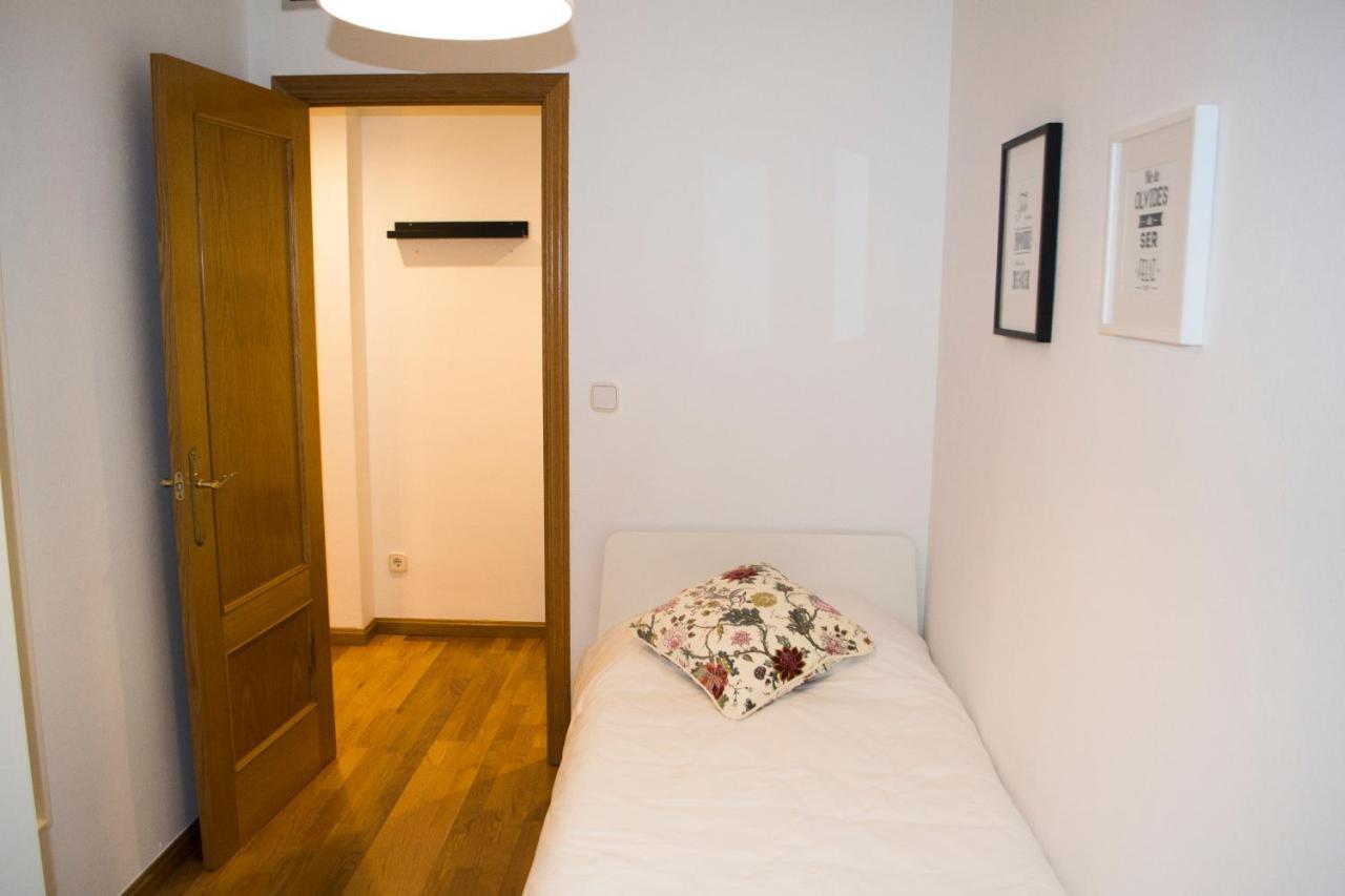 Apartamenticos Torrenueva I ซาราโกซา ภายนอก รูปภาพ