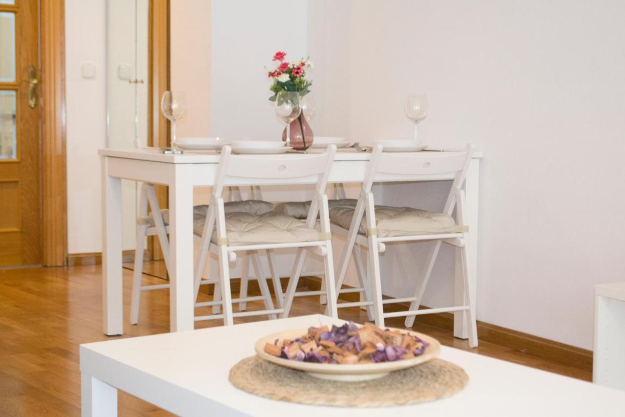 Apartamenticos Torrenueva I ซาราโกซา ภายนอก รูปภาพ