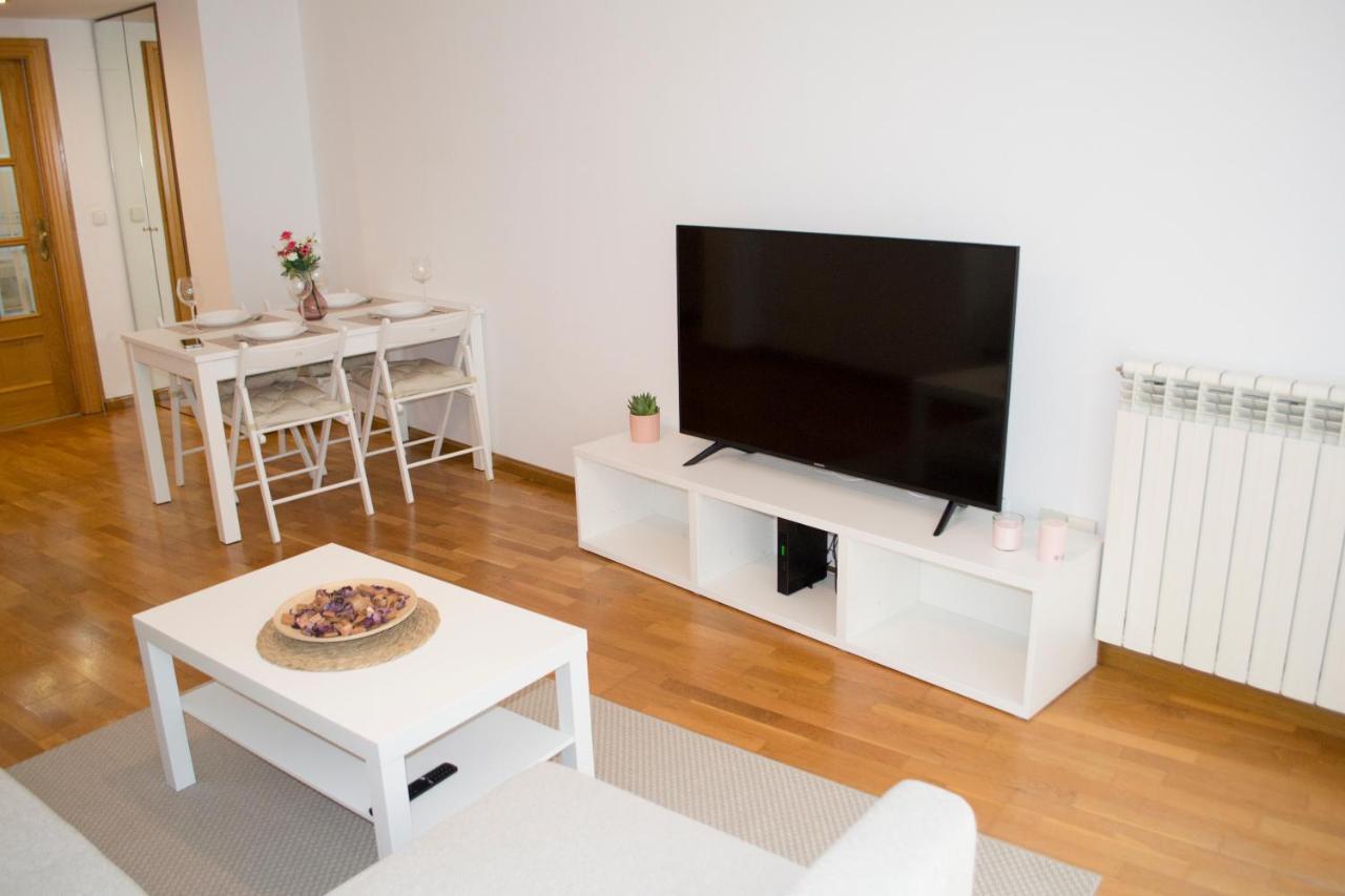 Apartamenticos Torrenueva I ซาราโกซา ภายนอก รูปภาพ